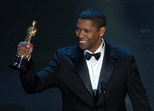 denzel-wins-oscar.jpg